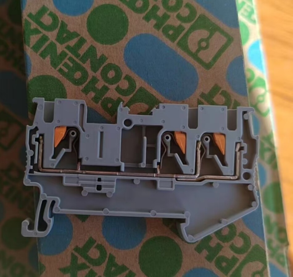 50PCS Phoenix Contact 3209549 straight through terminal block PT 2,5-TWIN #F