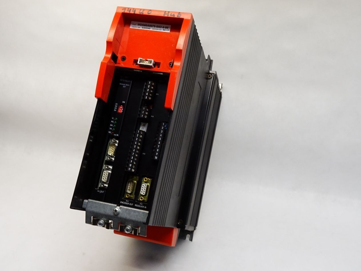 SEW MDS60A0075-5A3-4-00 MDS60A-00 8226849 8265046 8227020 7.5kW