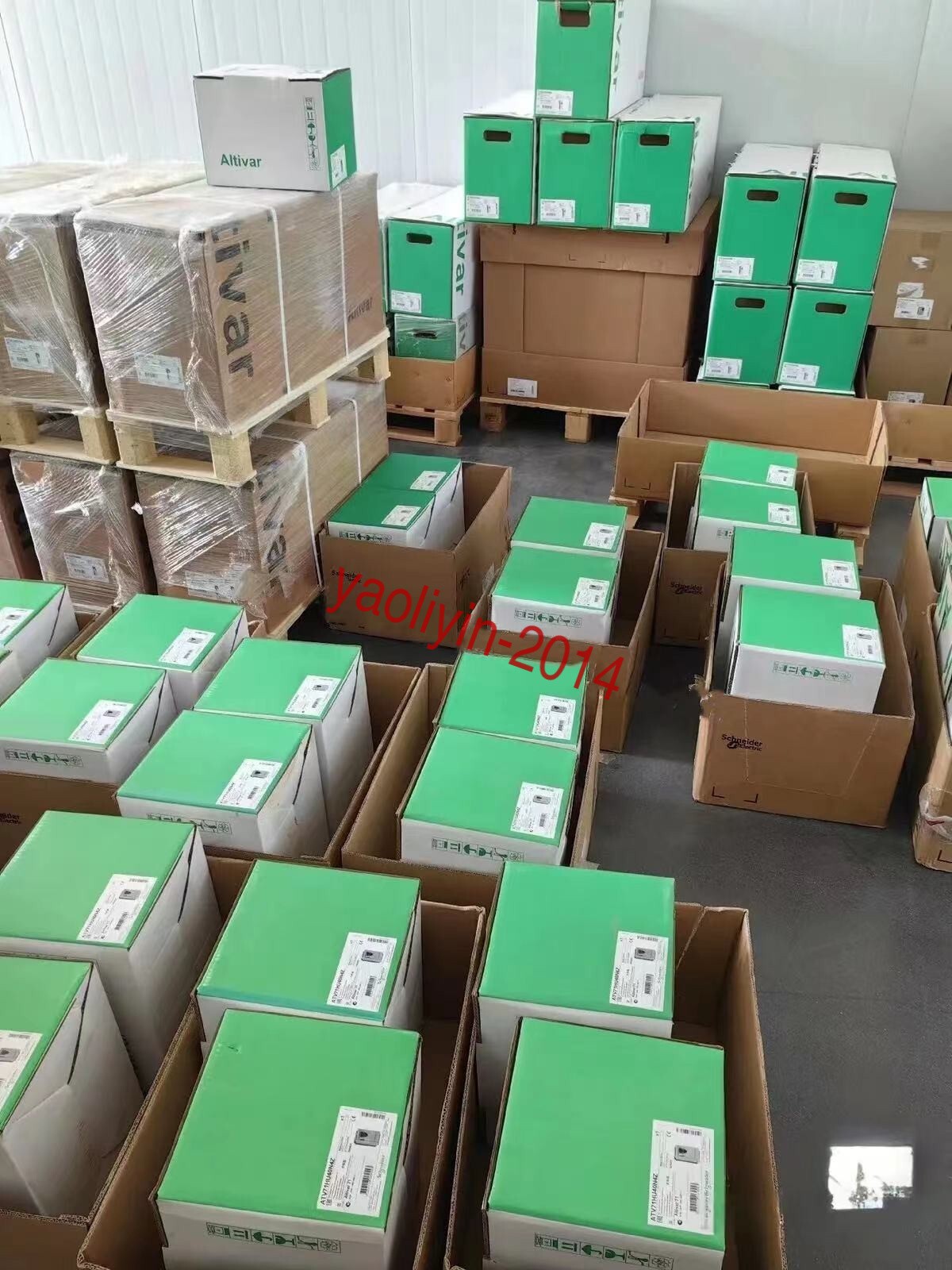 ATV61HD15N4Z Variable Frequency Drive New IN STOCK 1pc