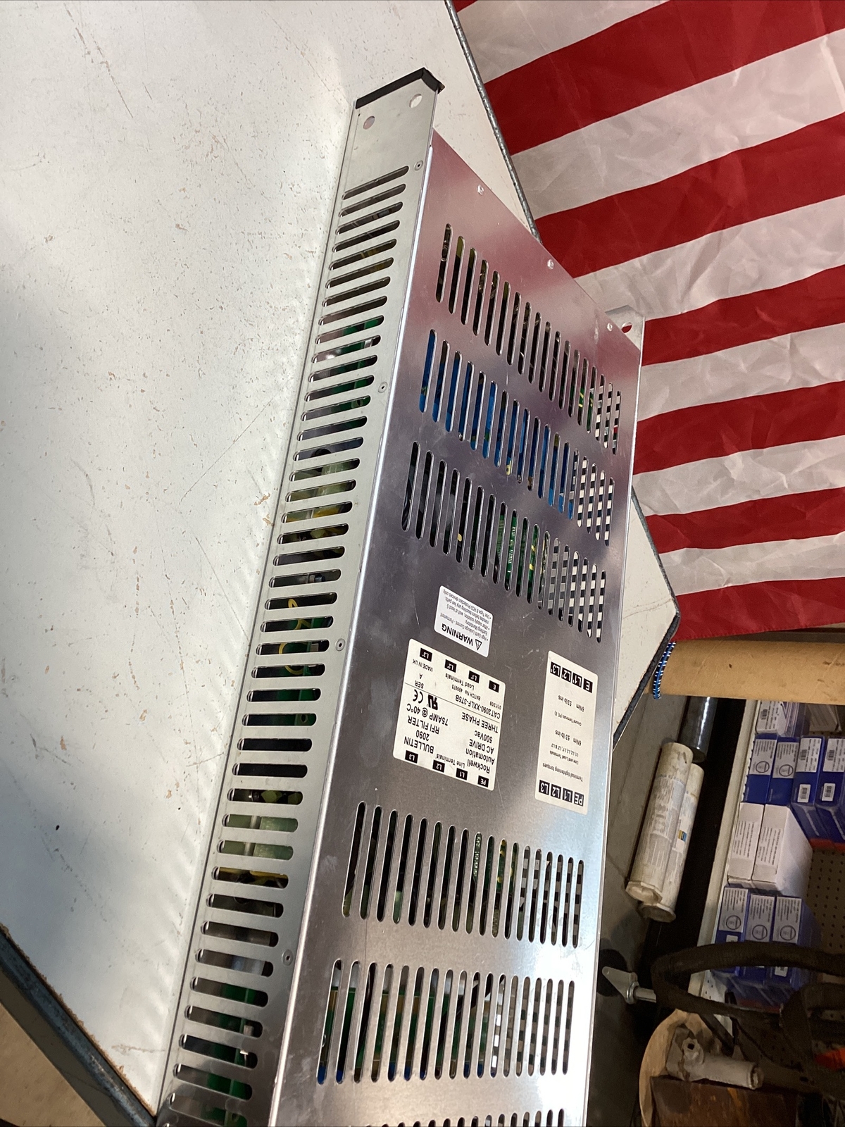 ROCKWELL AUTOMATION AC DRIVE 2090-XXLF-375B SER.ABULLETIN 2090 RFI FILTER 480V