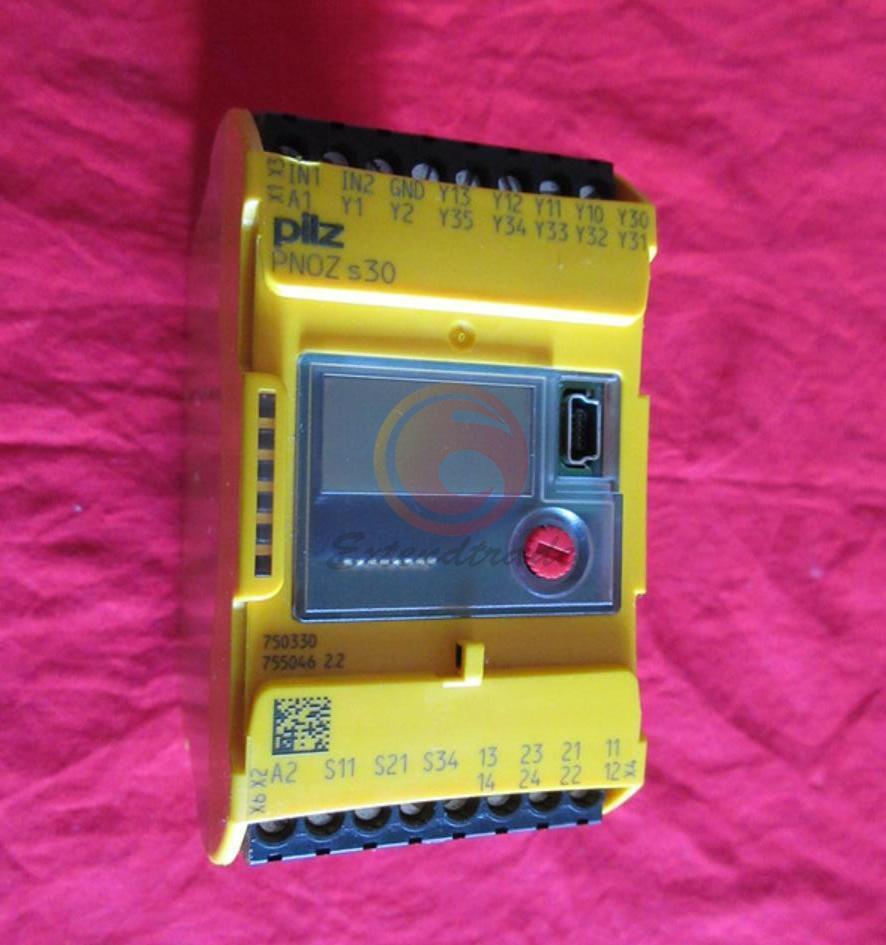1PC Pilz PNOZ S30 750330 safety relay used