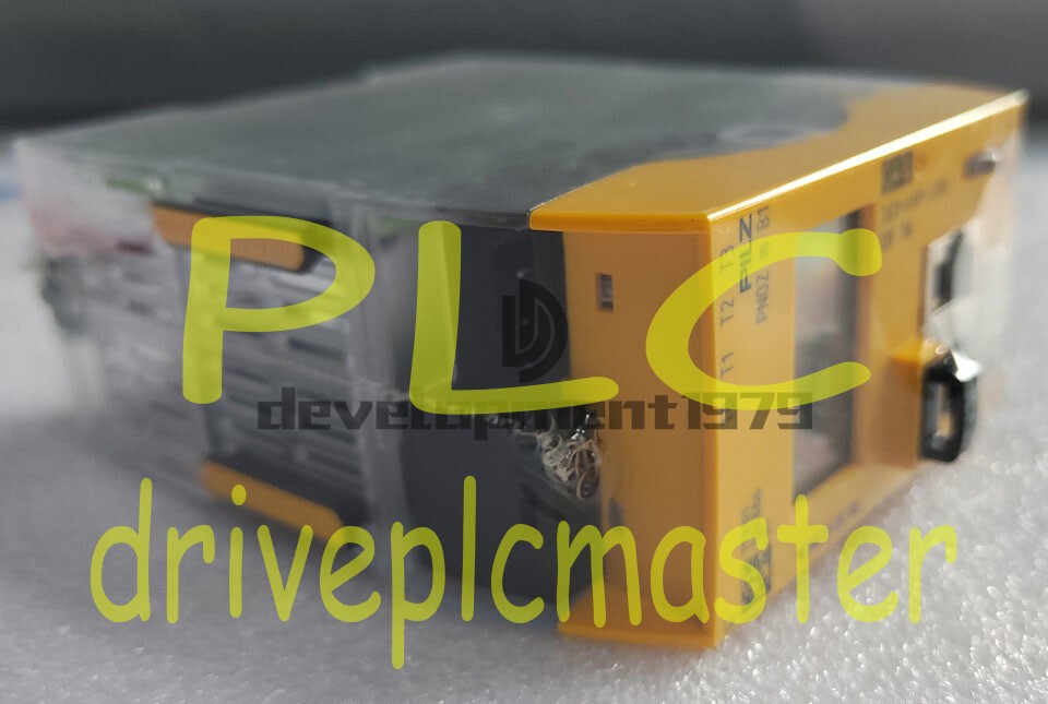 ONE NEW Pilz safety relay PNOZ m B1 772101~
