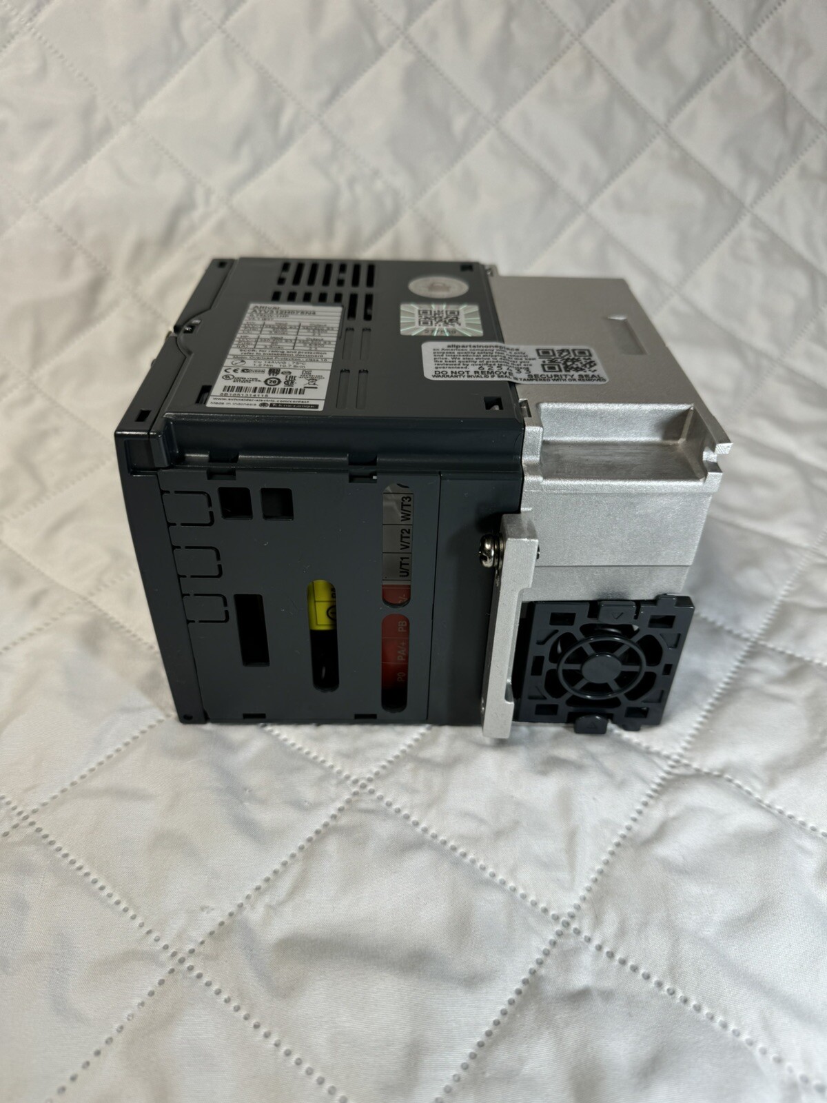 1PC sealed Schneider ATV312H075N4 Frequency Converter used