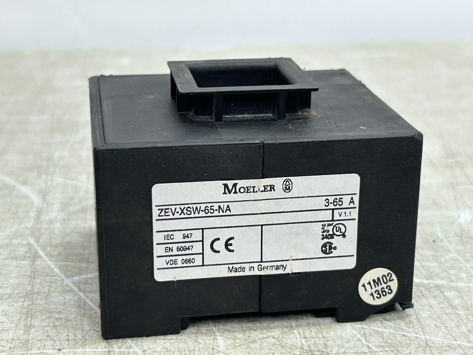 EATON Moeller ZEV-XSW-65-NA Current Sensor 3-65A for DILM7 to DILM65 Contactor