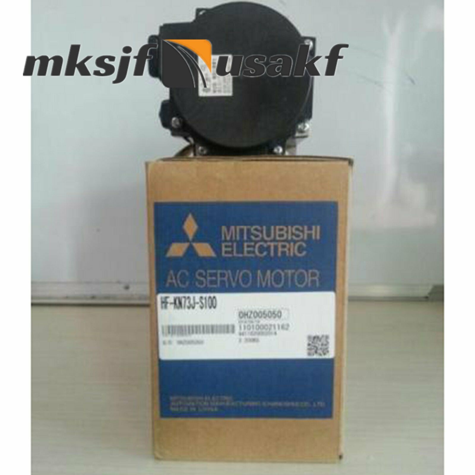 NEW MITSUBISHI IN BOX HF-KN73J-S100 Servo Motor One year warranty
