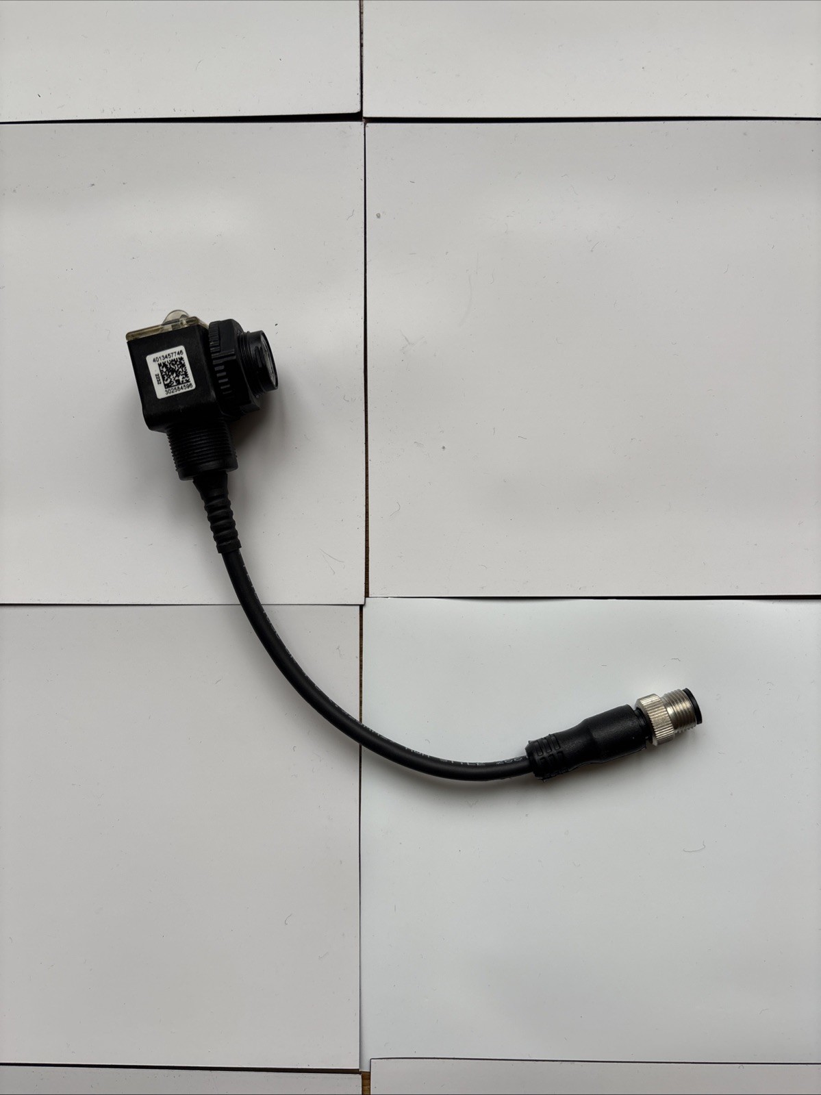 Allen Bradley 42EF-P2MPB-F4 Ser D Polarized Retroreflector Sensor