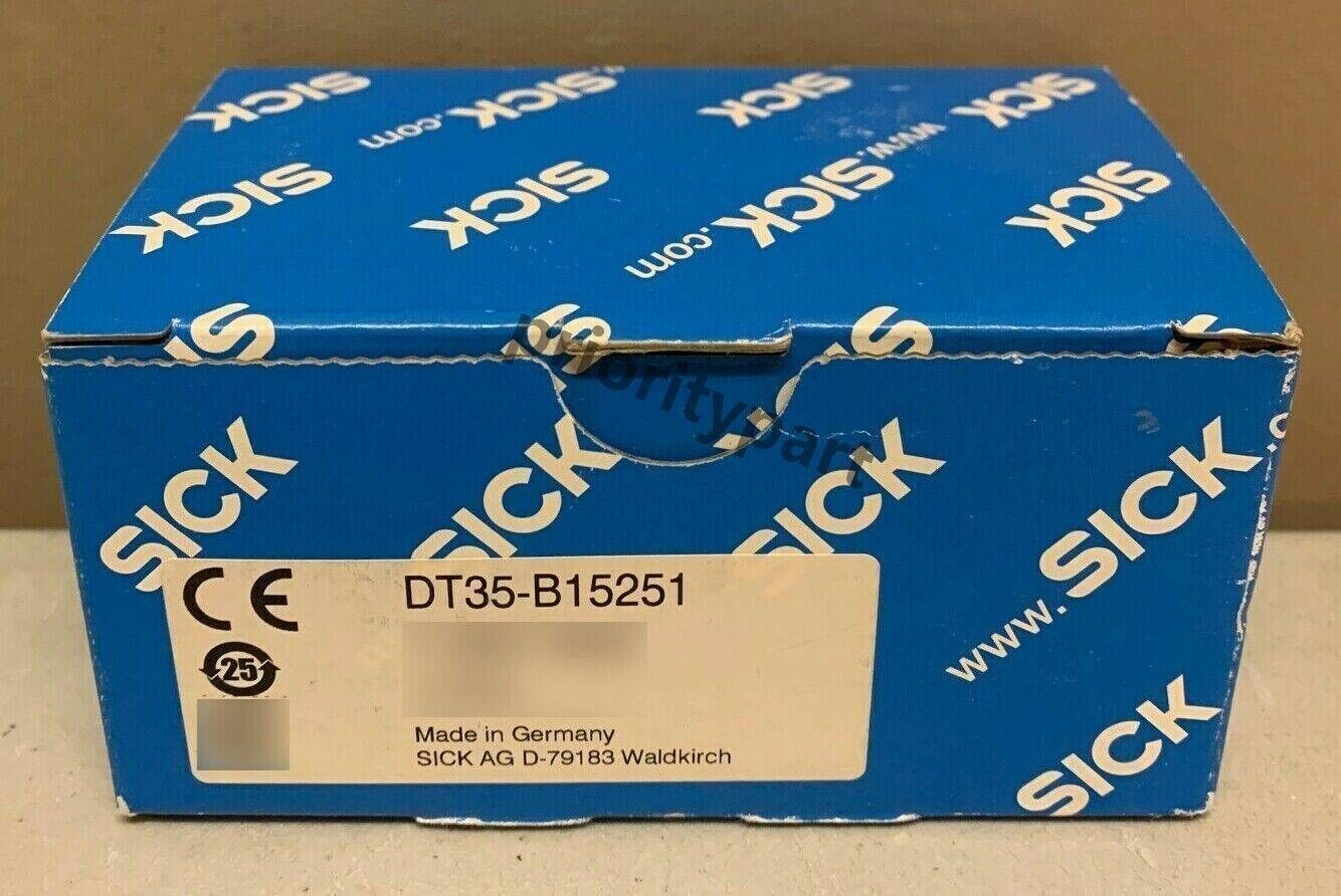 1PCS SICK DT35-B15251 Distance Proximity Sensor DT35B15251 Free Shipping