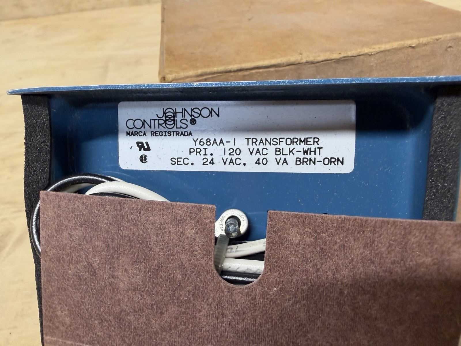 JOHNSON CONTROLS Y68AA-1 TRANSFORMER 40VA 120V-AC 24V-AC FREE SAME DAY SHIPPING
