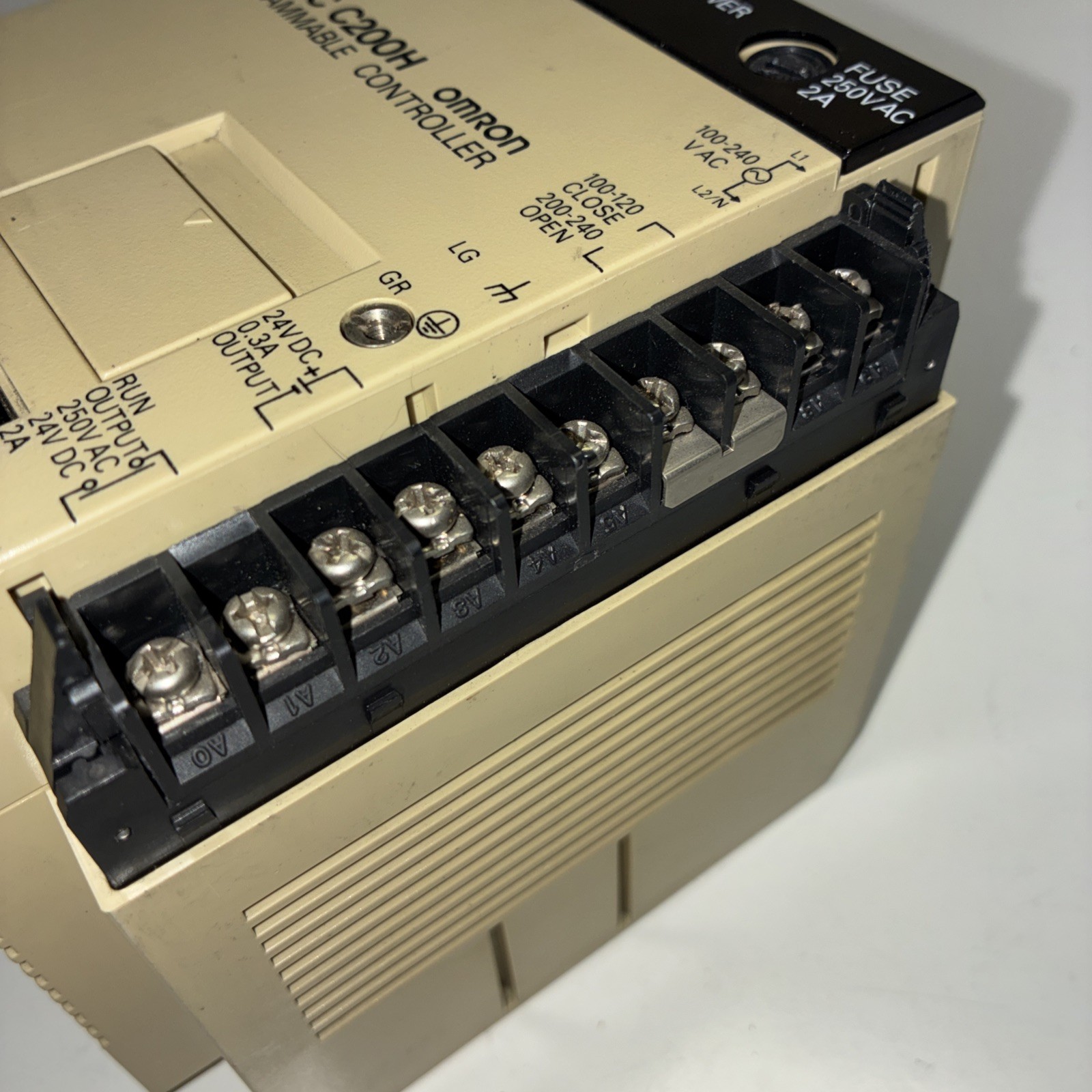 Omron C200H-CPU01-E SYSMAC PLC CPU Unit Used Tested Working Straight To RUN Mode