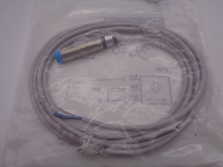 SICK IM12-04NPS-ZW1 SENSOR NEW