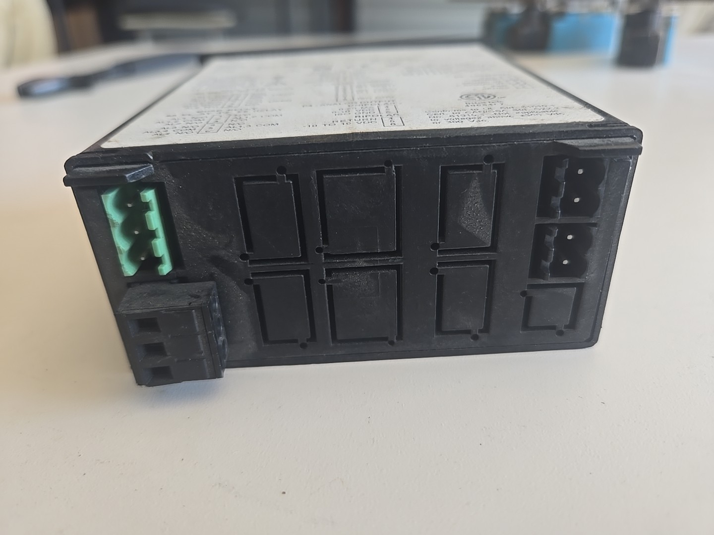 Laurel Electronics L10000R0