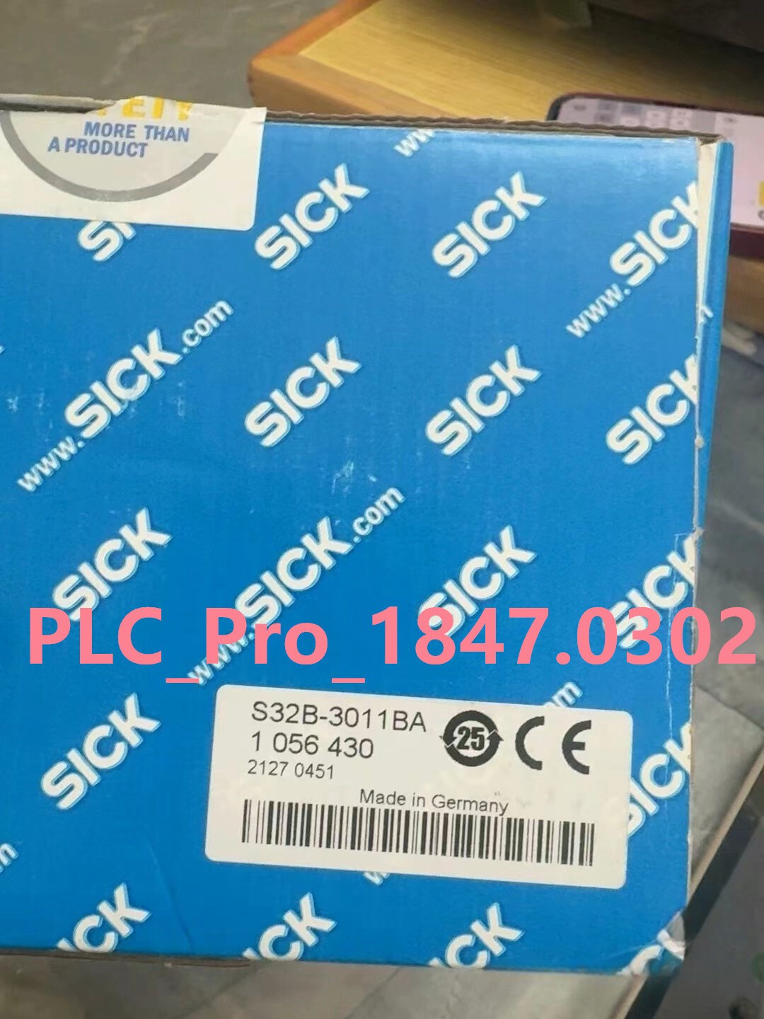 S32B-3011BA 1PCS Brand New Sick S32B-3011BA Safety Laser Scanner Fast shipment