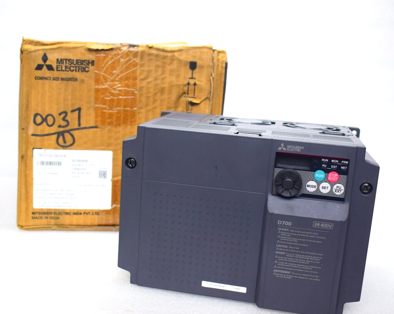 MITSUBISHI ELECTRIC FR-D740-120-E16 INVETER 3PH 380-480VAC