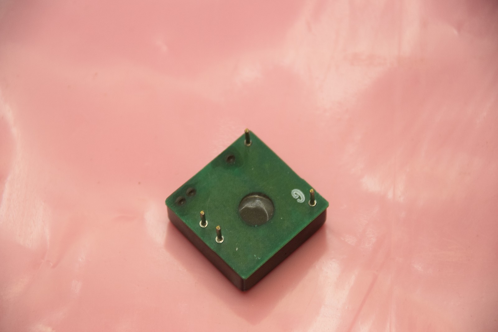 DATEL UWR-12/420-D24 DC/DC converter Switching Regulator Module 5W 24V-12V (New)