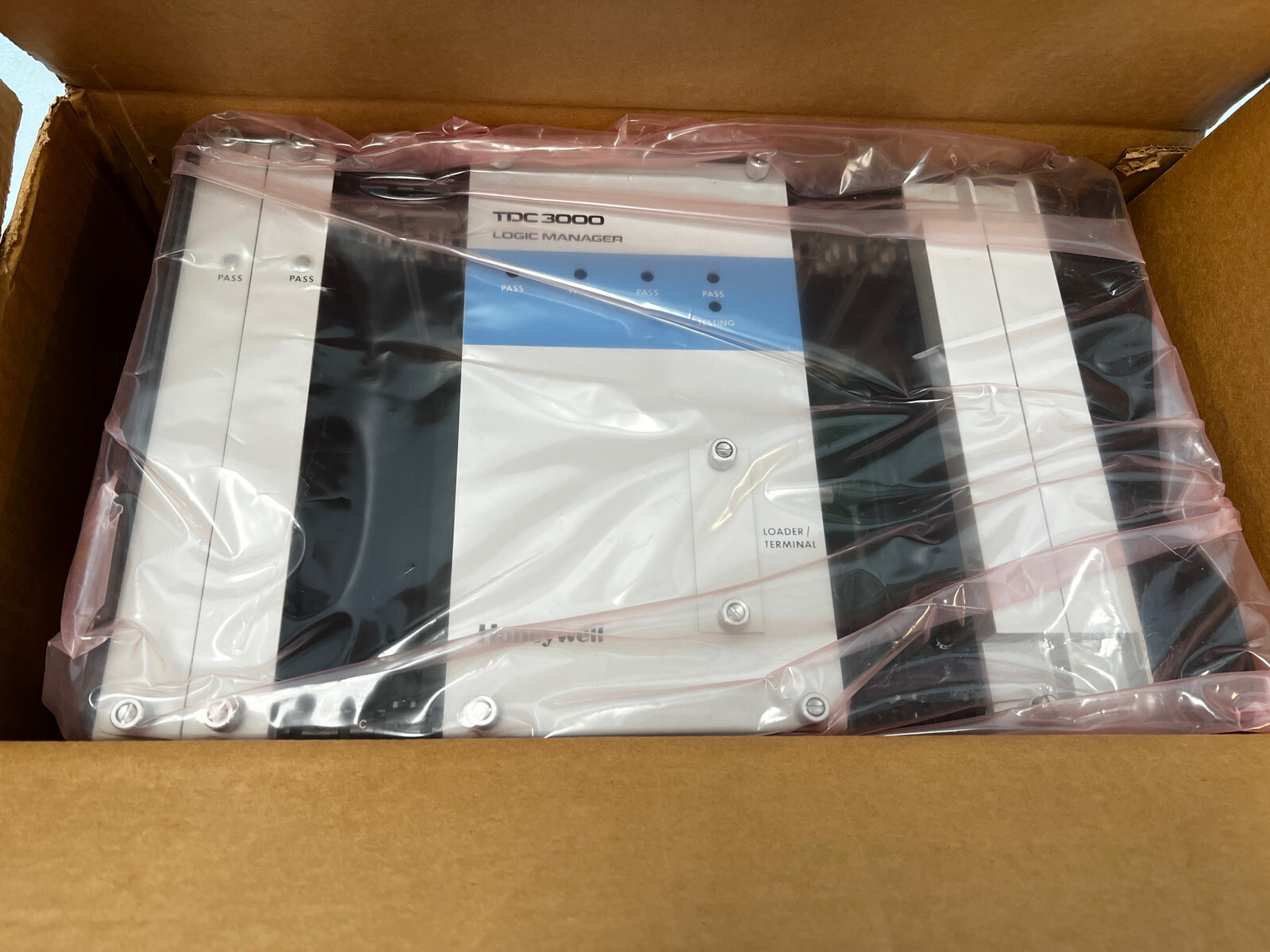 Honeywell TDC 300 Logic Manager rack 620-3591