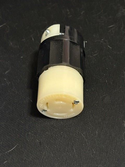 LEVITON 7413-C 4 Pole, 4 Wire Locking Connector 20A – 120/208V