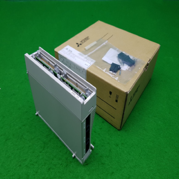[New Other] MITSUBISHI / FCUA-DX111 / REMOTE I/O UNIT
