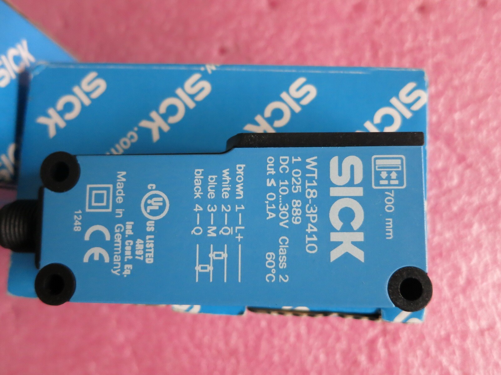 SICK WT18-3P410 Photoelectric Sensor New One WT183P410 Expedited Shipping