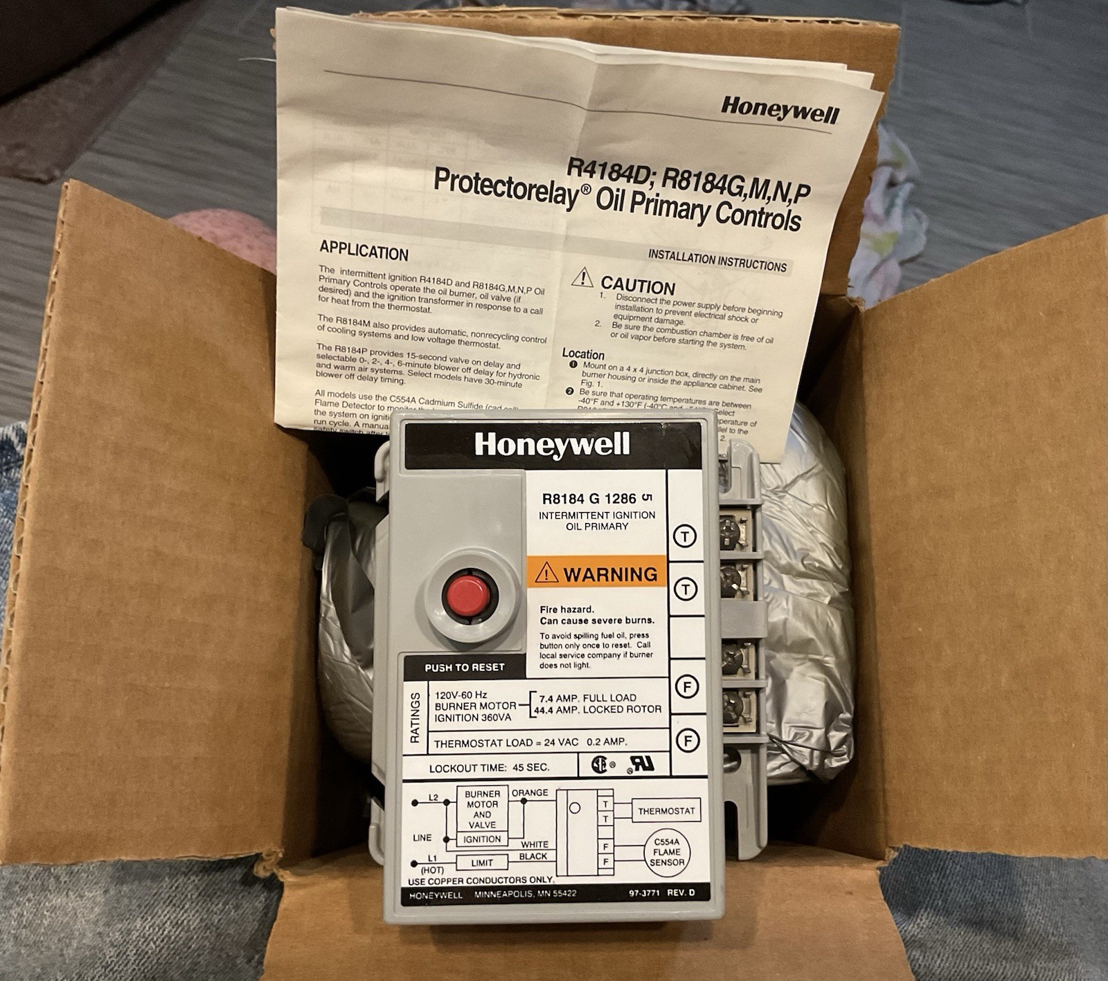HONEYWELL R8184G 1286 PROTECTORELAY OIL BURNER CONTROL