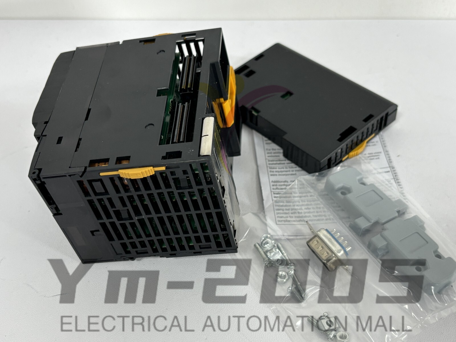 1pcs Omron Brand New CJ2M-CPU33 CJ2MCPU33 PLC New IN BOX Fast shipping