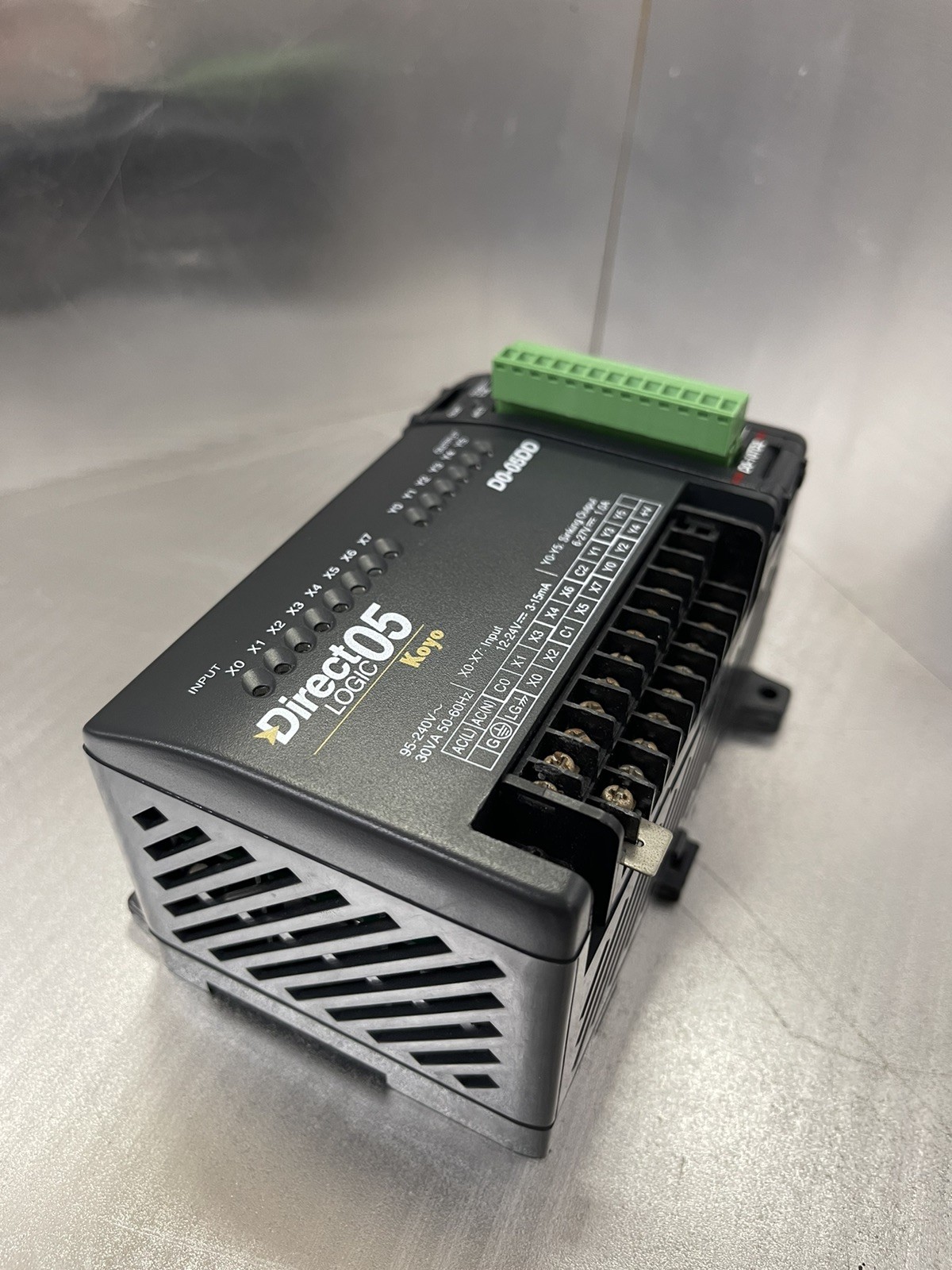 AUTOMATION DIRECT LOGIC, PLC KOYO D0-05DD, WITH D0-10TD2 DISCRETE OUTPUT.