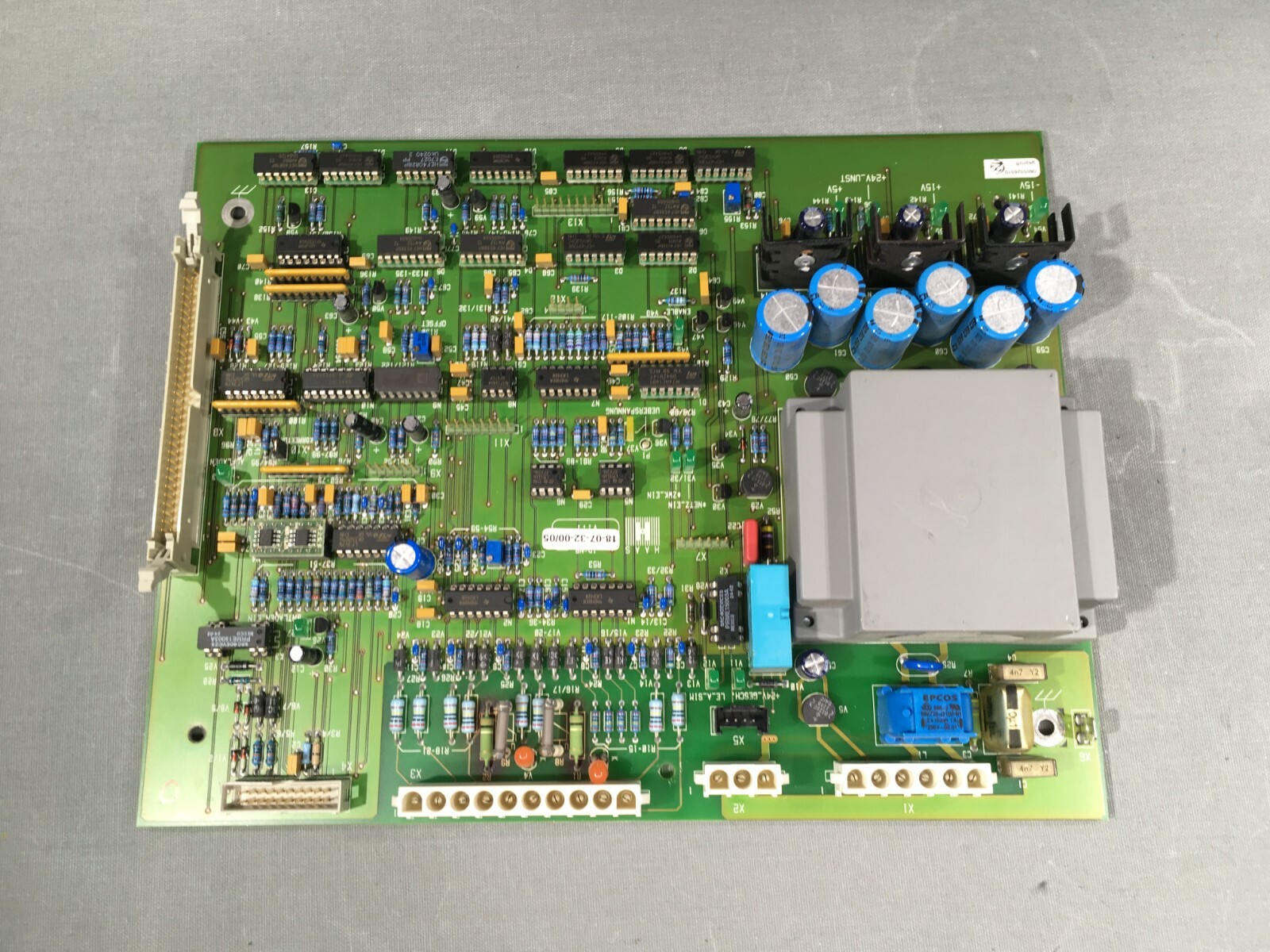 TRUMPF HAAS LASER 18-07-32-00/05 IT 2305 0606 05-09-39-02 BOARD CARD