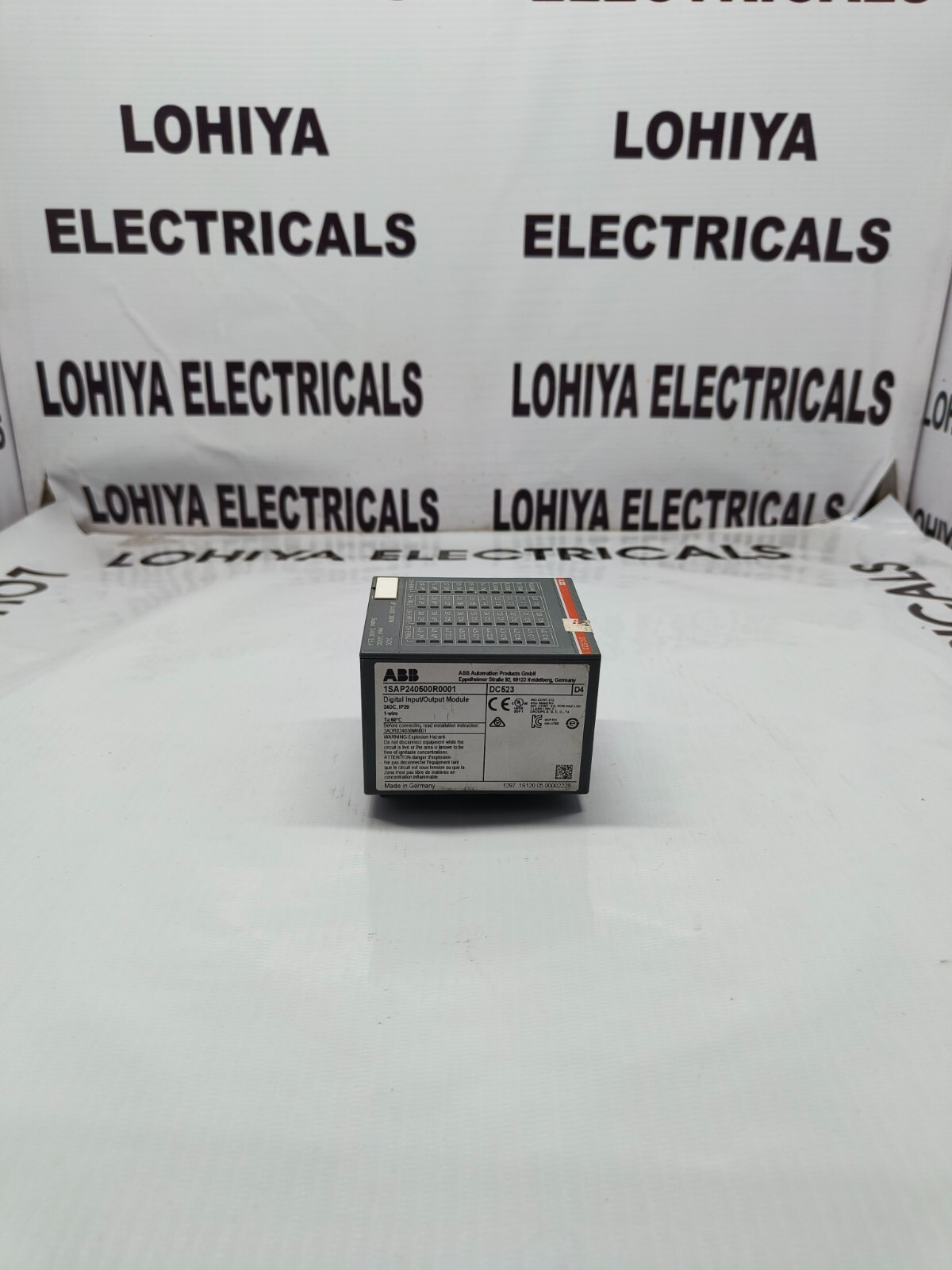 ABB 1SAP240500R0001 DC523 DIGITAL CONFIGURABLE I/O MODULE ( USED CONDITION )