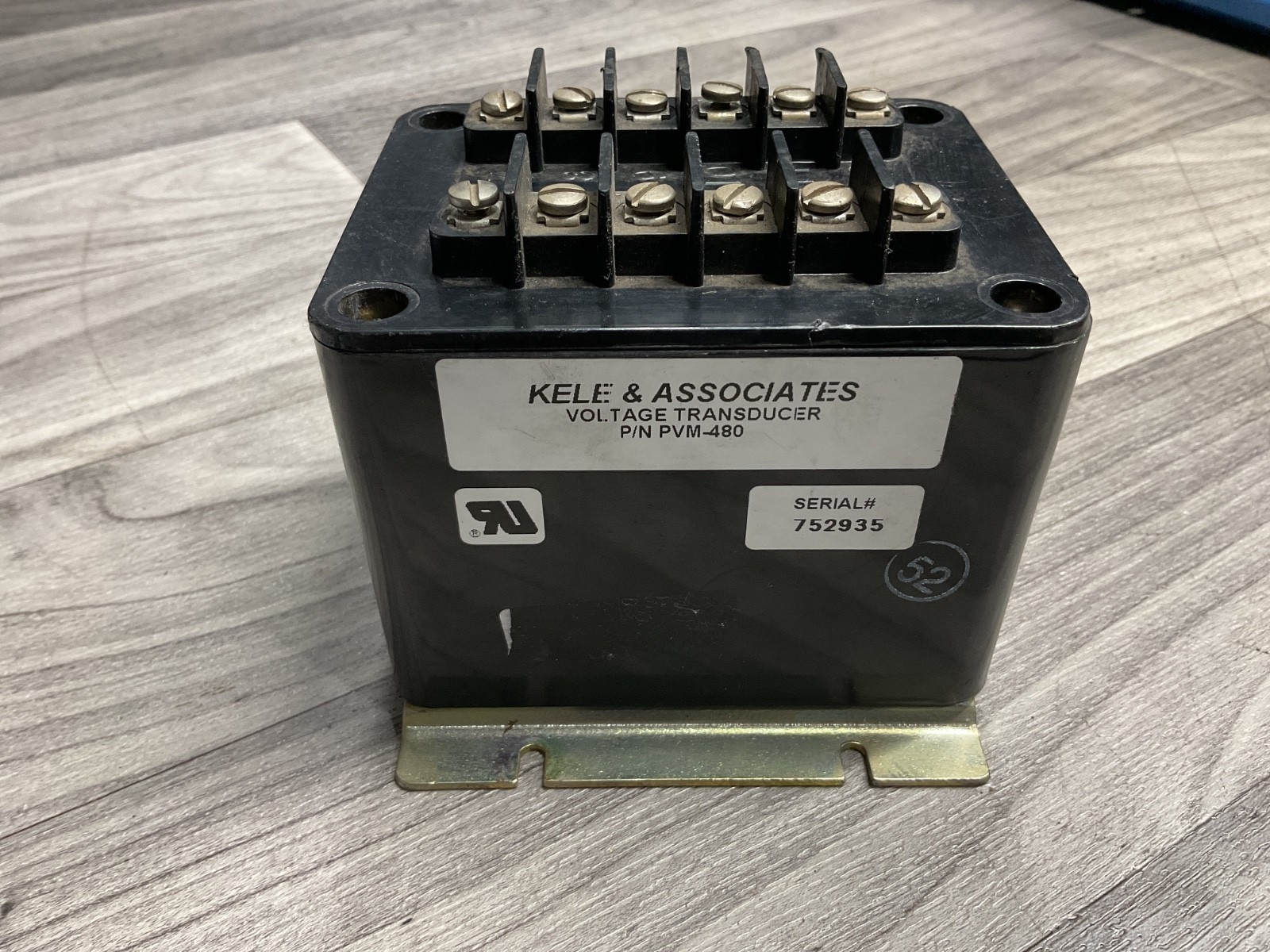 KELE & Associates PVM-480 Voltage Transducer 360-600V #305Z76