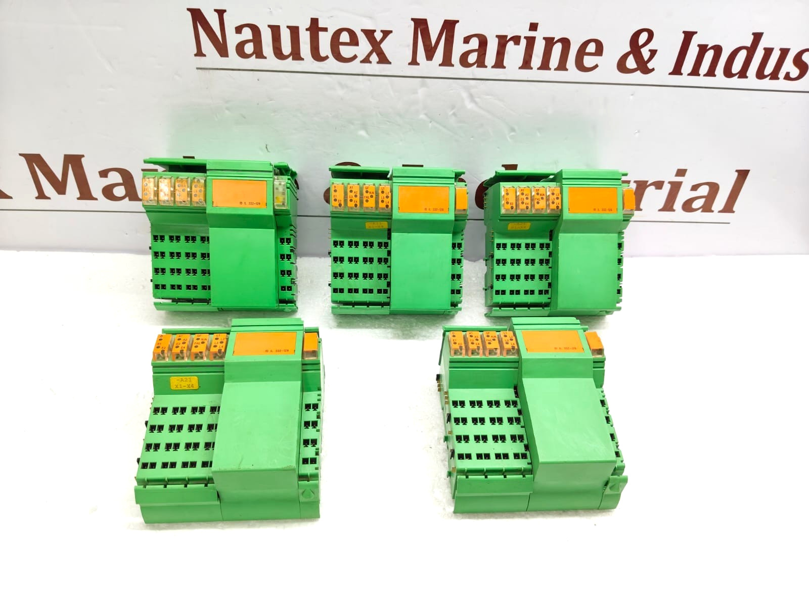 Phoenix Contact IB IL 332-128 2819134 Inline CPU Module INTERBUS Programmable