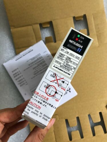 Mitsubishi MR-J2M-20DU-S020 Servo Drive MRJ2M20DUS020 New Expedited Shipping