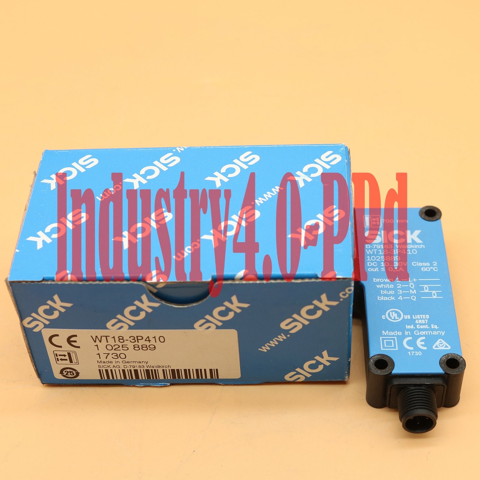 1pc new sick WT18-3P410 1025889 Photoelectric sensor Fast Ship #YP1