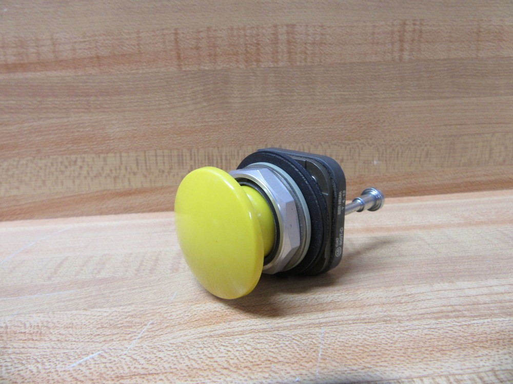 Allen Bradley 800T-D Pushbutton 800TD Series T Yellow 800T-D9
