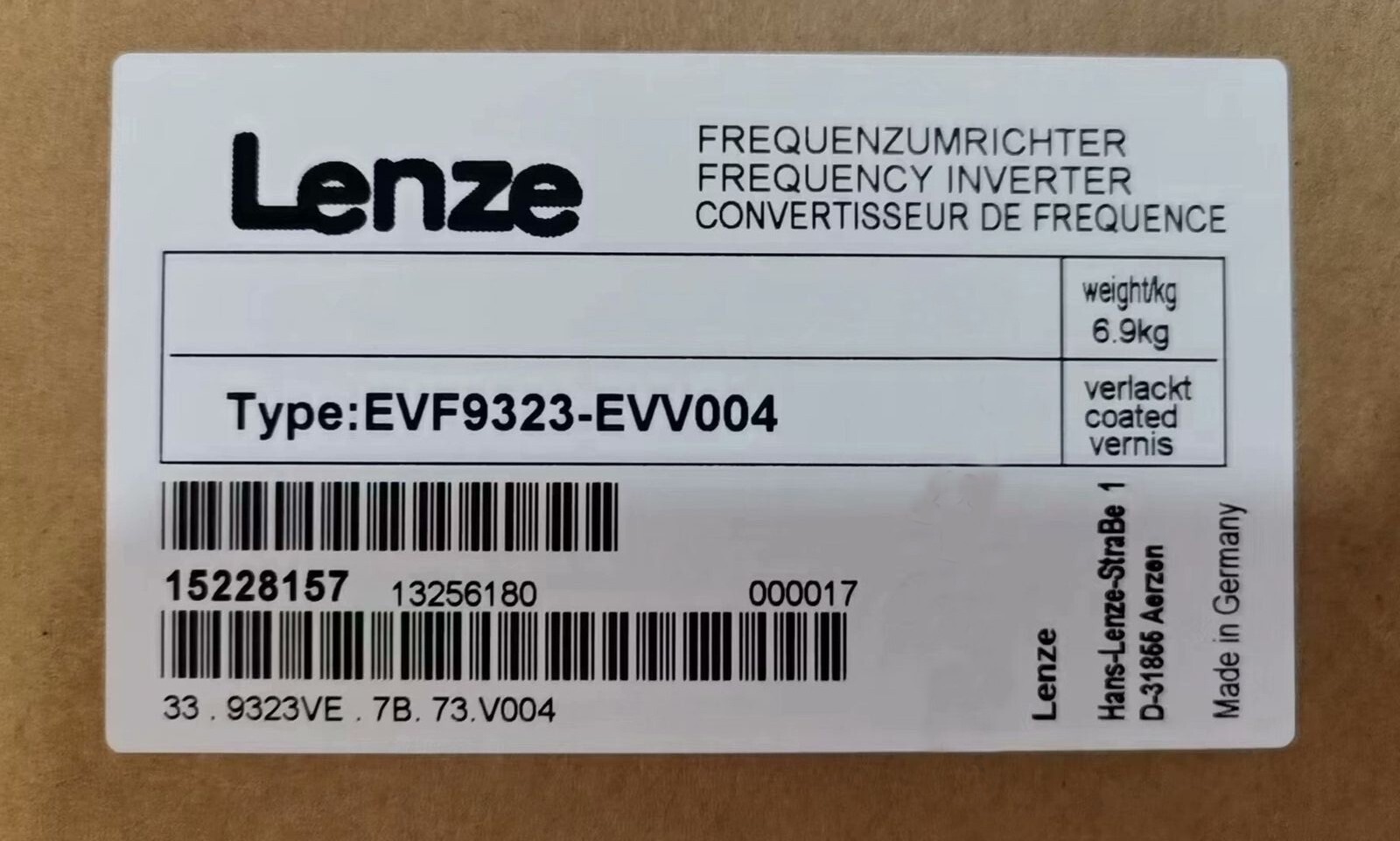EVF9323-EVV004 New Sealed Lenze Frequency Inverter With Relay EVF9323-EVV004
