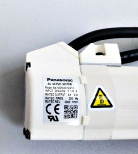 Panasonic MSMA012A1E AC Servo Motor New In Box Expedited Ship