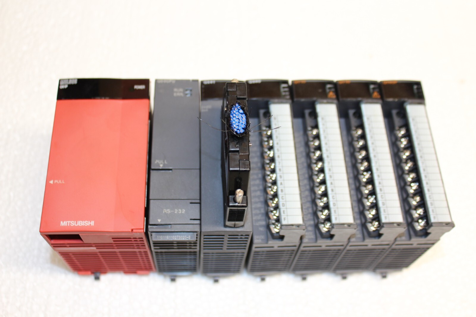 Mitsubishi Melsec plc’s Q61P, Q00cpu, QX41 , QX40 , QY10 , Qy40P
