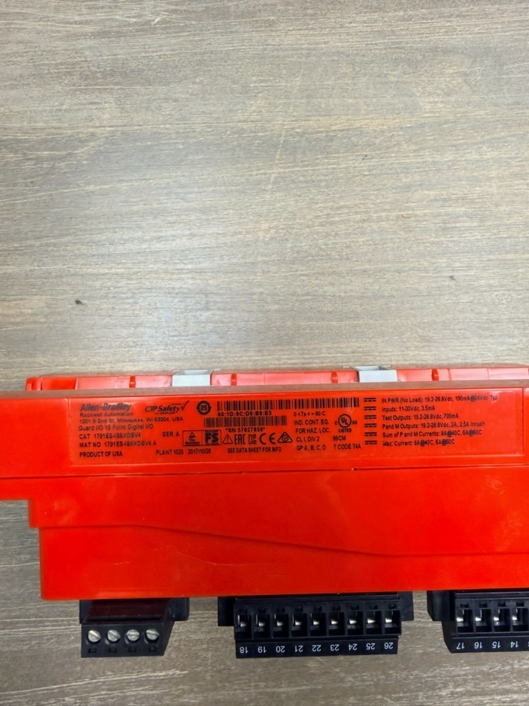 Allen Bradley 1791ES-IB8XOBV4/A CompactBlock Guard I/O