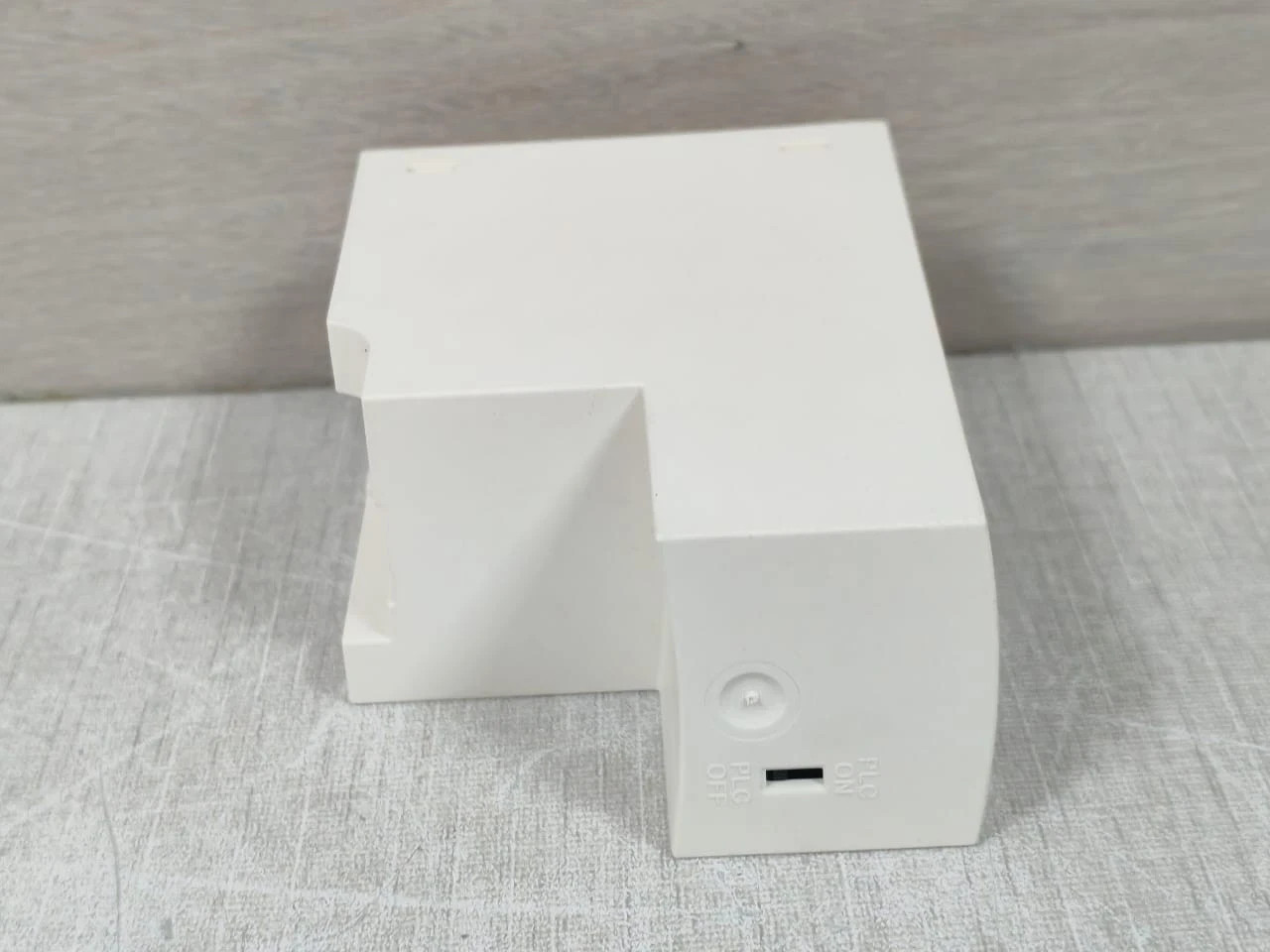 Schneider Electric LA4EM250FK Electronic Control Module New Open Box PLC