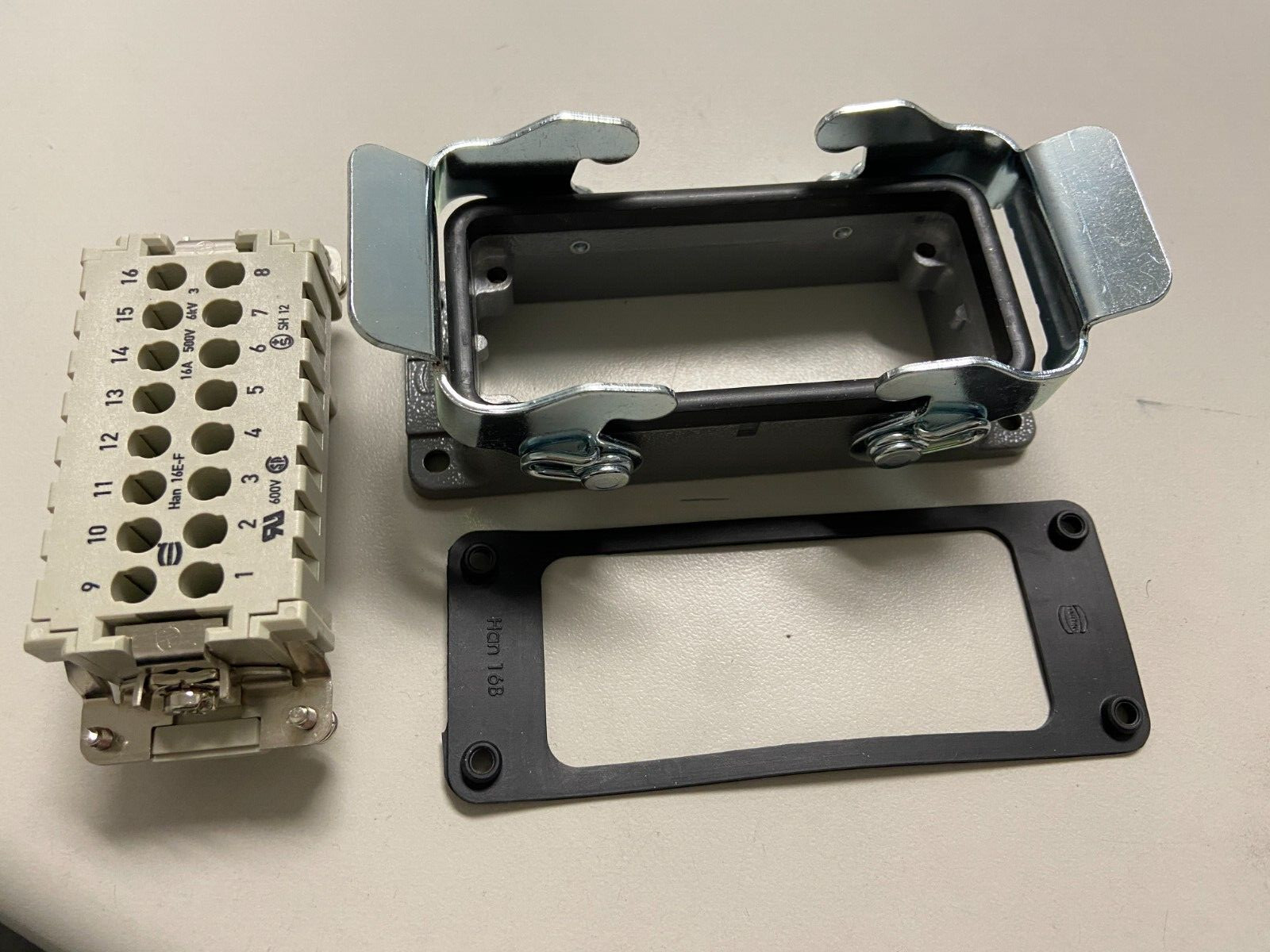 HARTING HAN16E-F INDUSTRIAL CONNECTOR + MOUNTING BRACKET AND GASKET