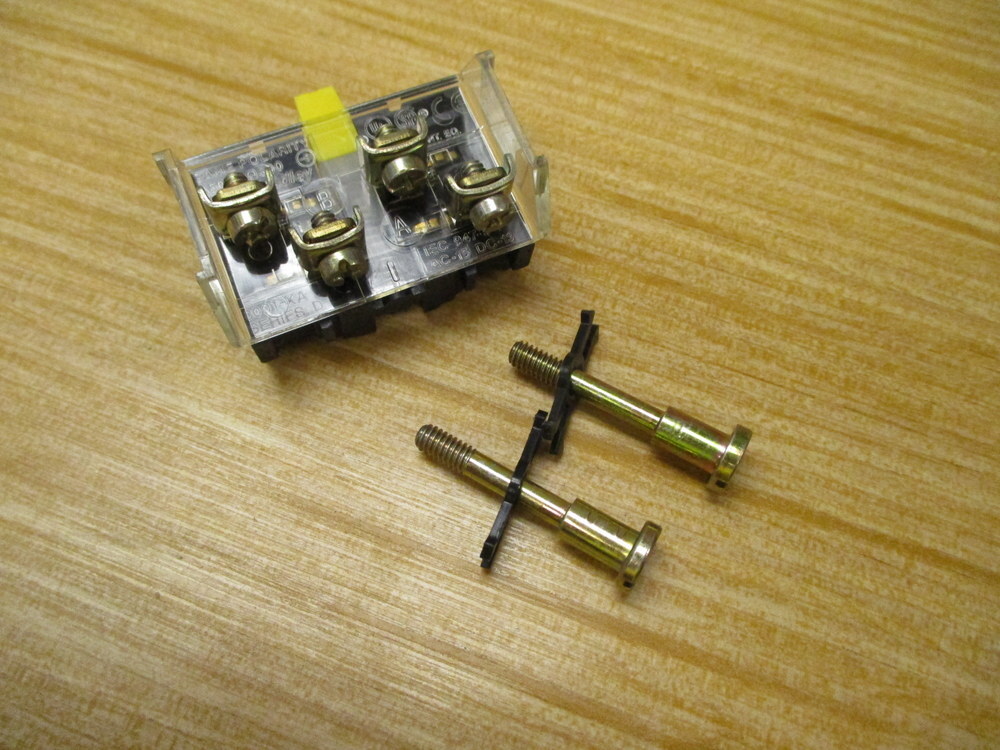 Allen Bradley 800T-XA Contact Block 800TXA W/ Screw Clips