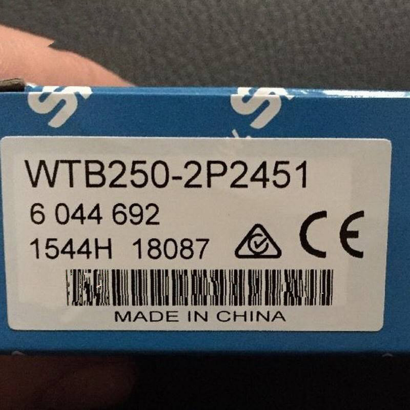 1PC New Sick WTB250-2P2451 Photoelectric Sensor WTB2502P2451