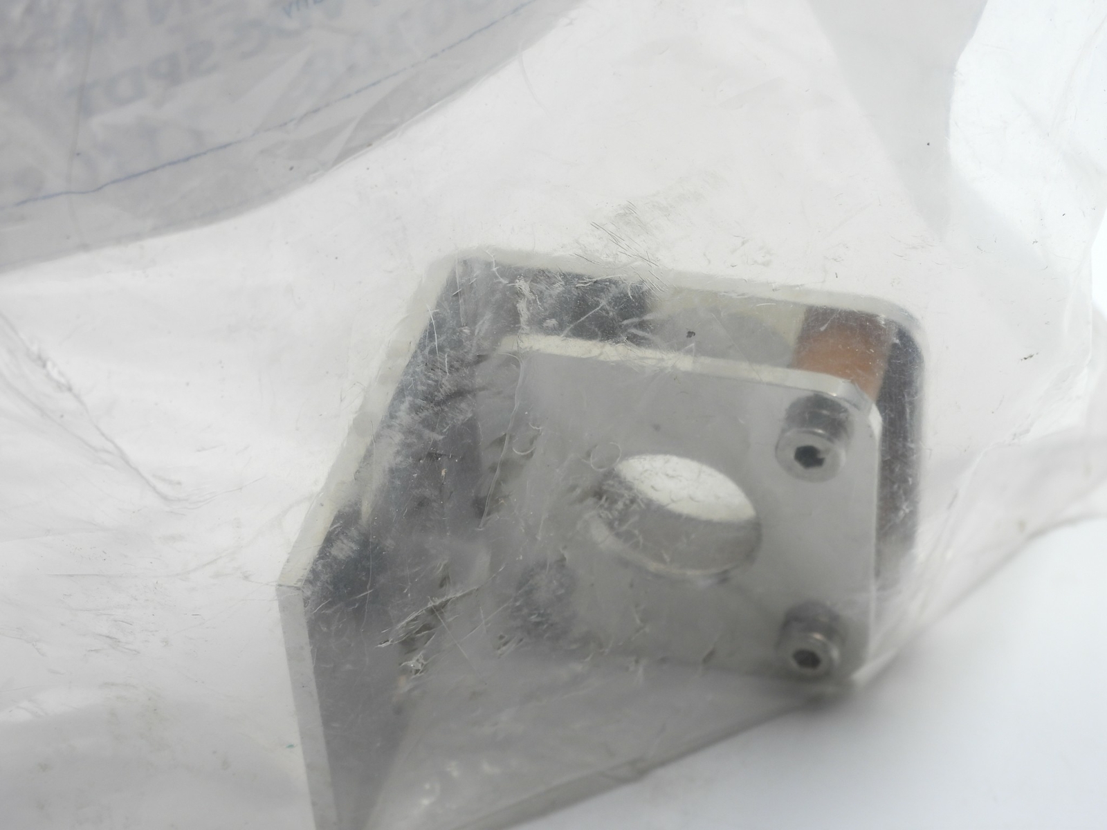 Wenglor OPT2036 Fine Adjustment Mounting Bracket Right Angle for 18mm sensors