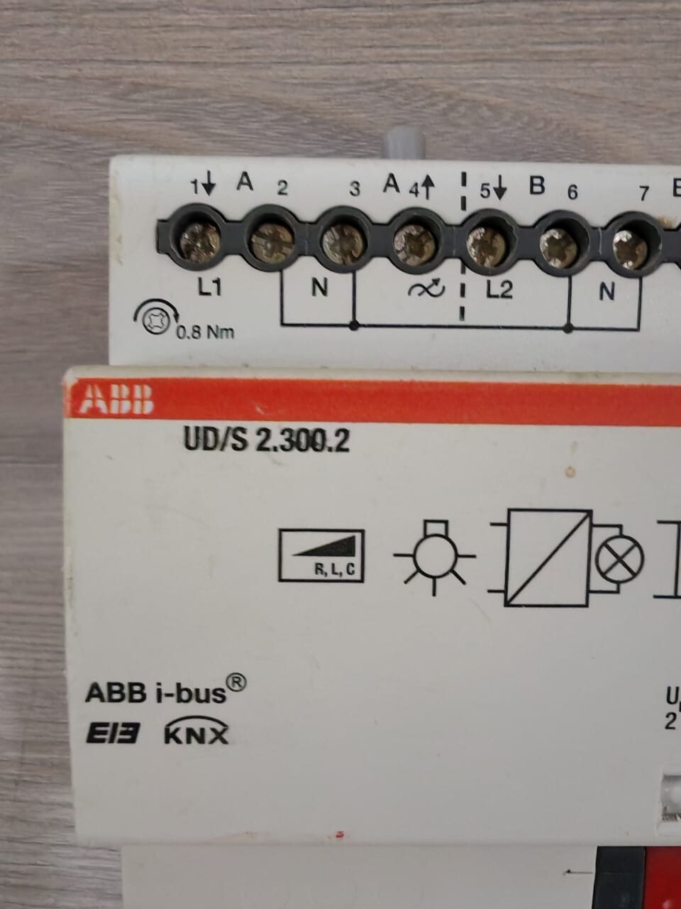 ABB UD/S 2.300.2 KNX UNIVERSAL DIM ACTUATOR 2CDG 110 074 R0011