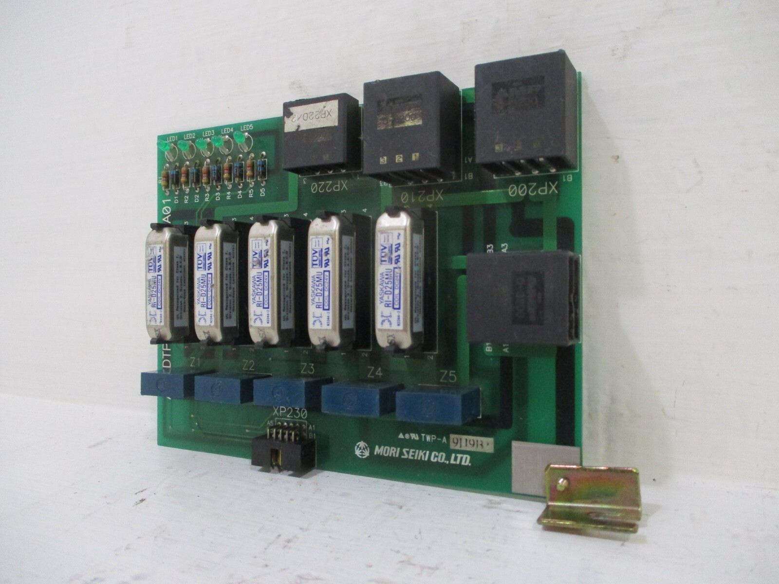 Mori Seiki AP-DTPBU-E76039A01 Relay Board Card