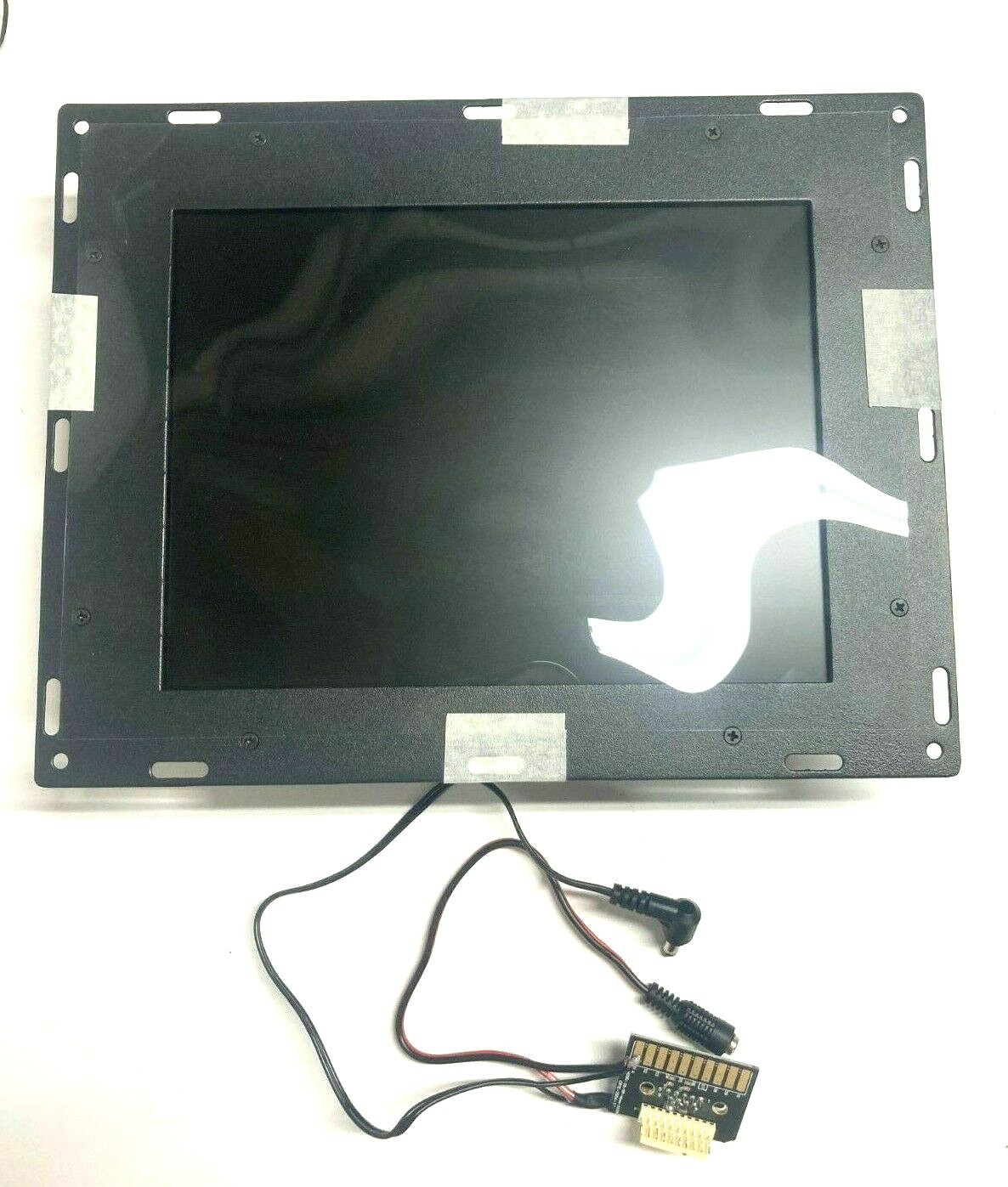 LCD MONITOR FOR FADAL VMC4020 VGA VIDEO SIGNAL INPUT PLEASE READ DESCRIPTION