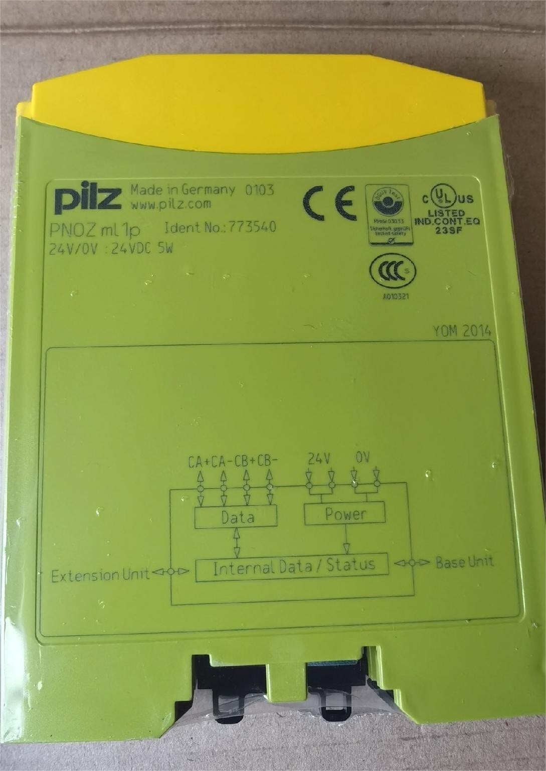 773540 1PC New Mushroom Safety Relay PNOZ ML1P 773540