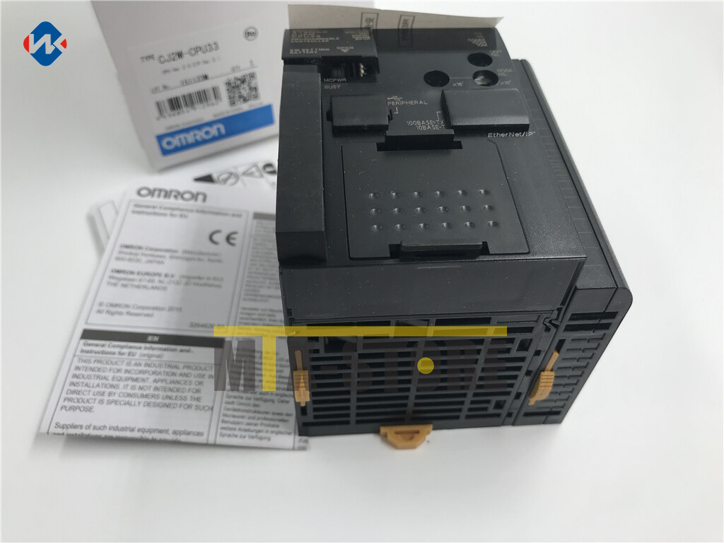 1pcs Omron Brand New CJ2M-CPU33 CJ2MCPU33 PLC New IN BOX