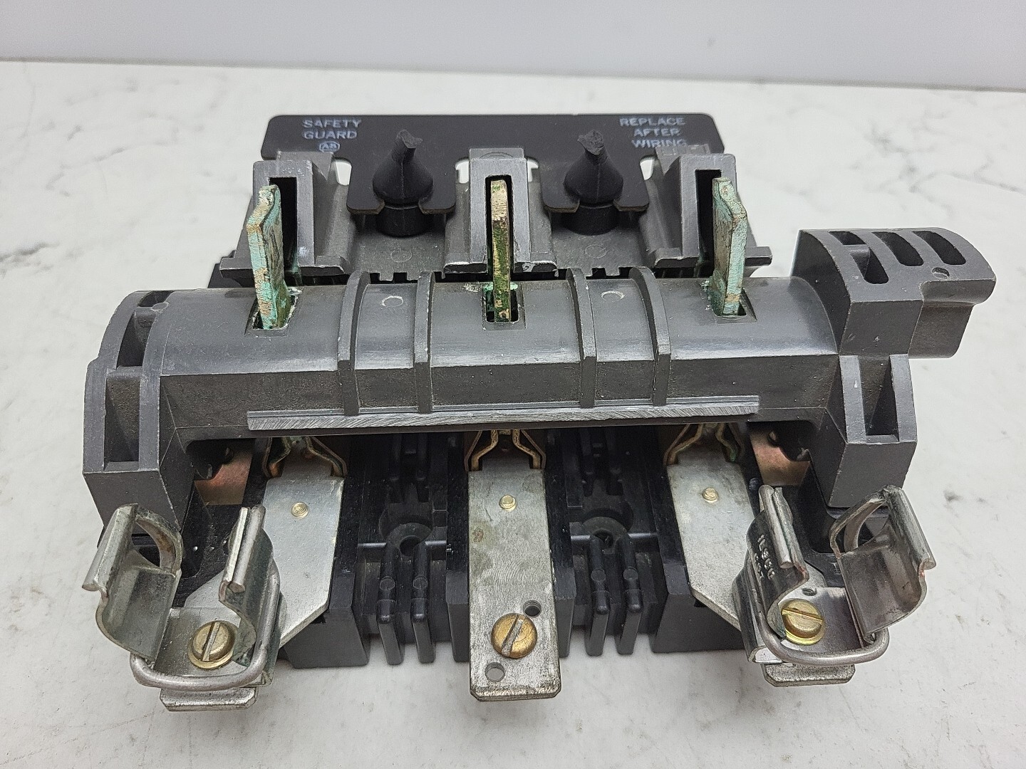 Allen-Bradley 1494F Disconnect Switch 60 Amp 600 Vac 250 Vdc *USED