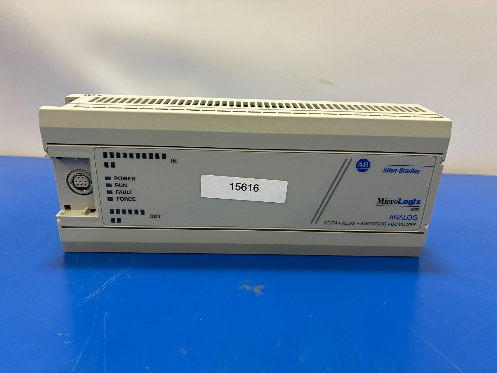 15616 Allen bradley micrologix 1000 analog 1761-L20BWB-5A