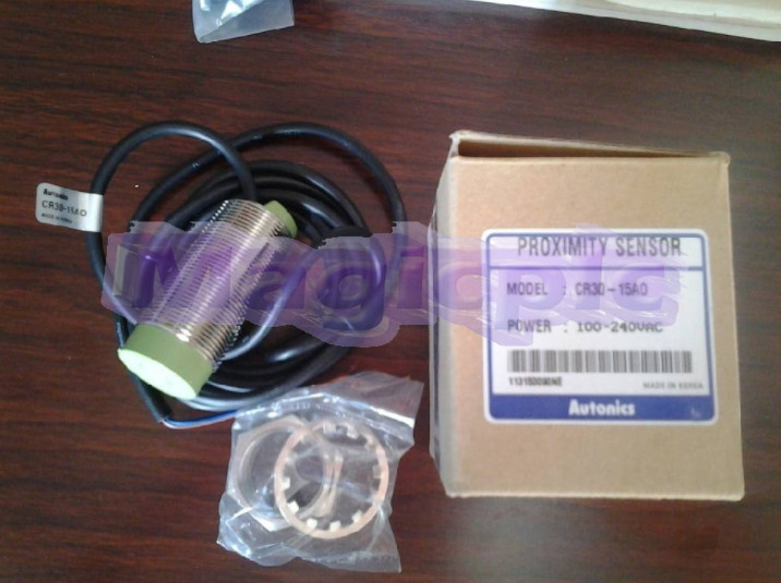 New 1PC Autonics CR30-15AO CR3015AO Proximity Sensor Free Shipping *TT