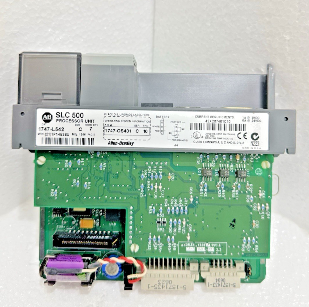 Allen-Bradley 1747-L542 SLC C/7 CPU – New/Unused with Broken Front Door